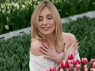 Photos recorded nude AvelinaLeon